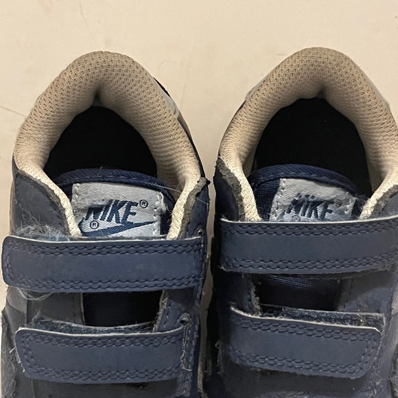 NIKE | Boys Toddler Running Shoes Blue White Size 7 - Picture 2 of 7